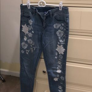 Hot in Hollywood jeans